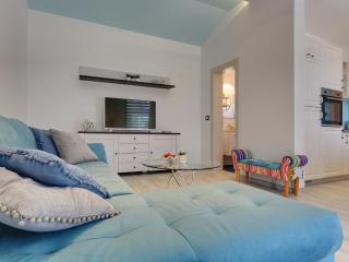 Holiday Home in Gali ana with Pool & Beach - 1