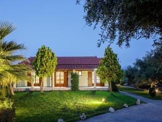 Luxury Villa in Adele with Garden - Ádhele - 2