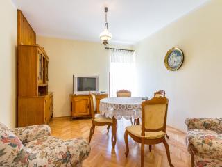 Quaint Apartment with Garden in Medulin - Medulin - 9