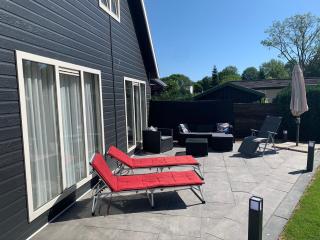 Holiday home on the recreational lake - Lathum - 1