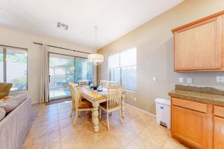 Silver Fox Seclusion - Phoenix - 5