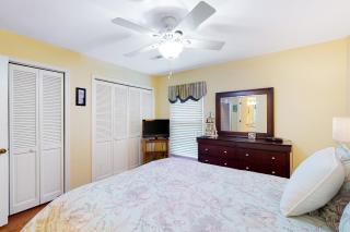 Emerald Pointe 1-C - 2