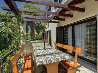 Quaint Holiday Home in Li njan with Pool - Ližnjan - 0