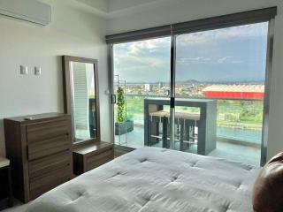 The One D12 Sobre el Malecón Vista al Estadio de Baseball - 3