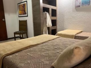Hotel Lujan - 1
