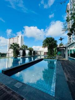 Aira Suite JB Near CIQ - Johor Bahru - 2