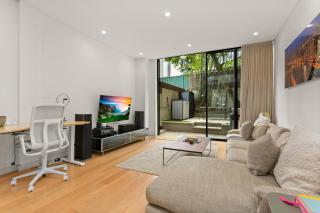 Modern, Elegant Oasis by Sydney Dreams - Sydney - 3