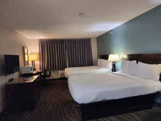 Baymont Inn & Suites by Wyndham Lincoln NE - Lincoln - 9