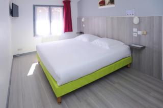 Hôtel Le Cheval Blanc - Saint-Maixent-lʼÉcole - 3
