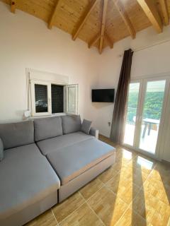 Babis Apartment Agios Nikitas - 6