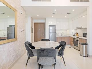 Fantastic 1 BR in Park Point - Dubai Hills - 4