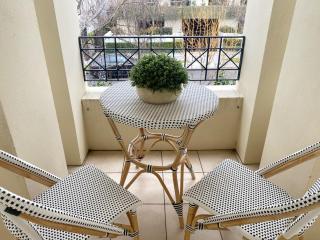 Art Deco in Toorak - 1