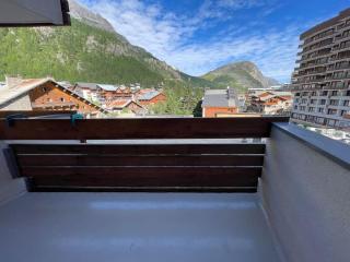 Studio centre station avec balcon - idéal couple ou famille de 4 - 7