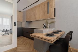 Exclusive Apartment with Balcony & Parking Wrocław by Renters Prestige - Wrocław - 7