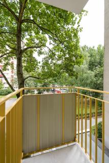 Mokotów Orzycka Beige Studio by BookingHost - 1