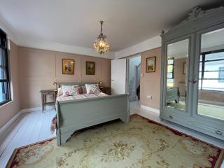 Pass the Keys Sea Haven Stylish Beach Oasis - Hastings - 0