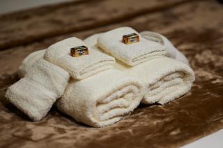 Sunny, Central Cape Town living! - 1