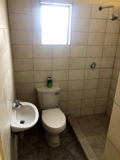 Riverstone Guesthouse - - 6