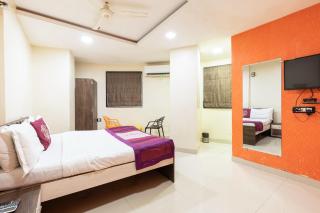 Hotel Girgoan Palace - 3