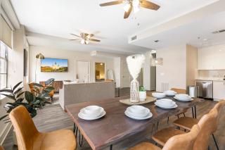 Luxury 4B Condo Newly Renovated Steps to French Quarter - Nueva Orleans - 8