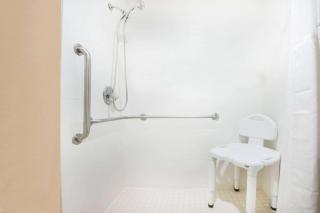 Travelodge by Wyndham Enid - Enid - 4