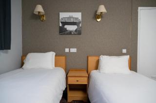 Old Grey Mare Inn by Greene King Inns - 1