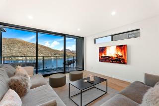 Contemporary & Picturesque - 4 Bedroom House - Queenstown - 9
