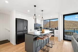 Contemporary & Picturesque - 4 Bedroom House - Queenstown - 5