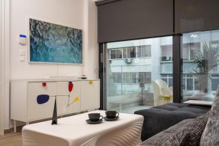 Futuristic 2BD Apt by Metro & Pedion Areos Park - Atene - 9