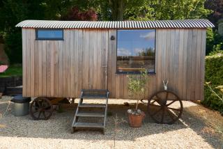 Hut64 - Shootend - 8