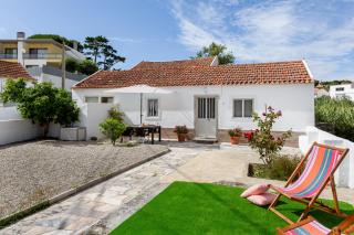 JOIVY Quaint house with Patio - Sintra - 0