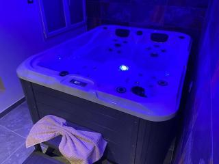 Maison avec jacuzzi - Orange - 4