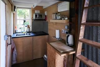 The Tiny House - Shootend - 2