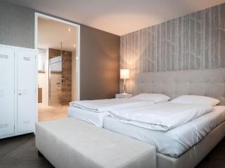 Thatched wellness villa near Texel Sea - 3