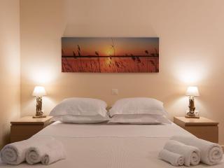 Villa in Peloponnese by Sandy Beach & Pool - 3