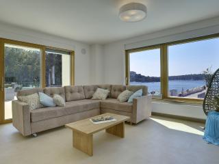 Villa in Pje ana by the Beach with Pool - 9