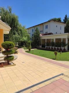 Sunny House Apartments & Pool - Kranevo - 5
