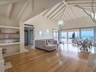 Villa in Peloponnese by Petrothalassa Beach - 3