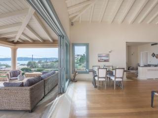 Villa in Peloponnese by Petrothalassa Beach - 4