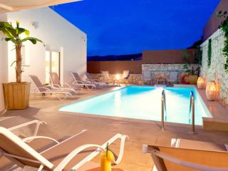Villa in Skaleta with Private Pool & Beach Access - 4
