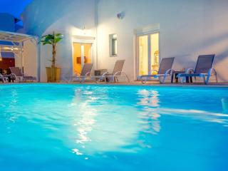 Villa in Skaleta with Private Pool & Beach Access - 2