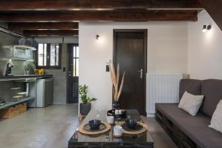 Eightyfour Living with private pool - Chania - 2