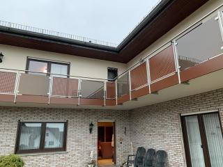 Ferienwohnungjahrsfeld - Straßenhaus - 0