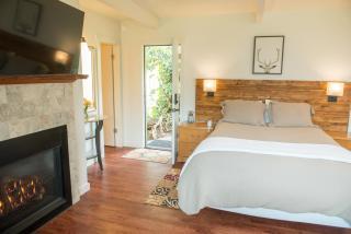 Inn at Buckhorn Cove - Little River - 6