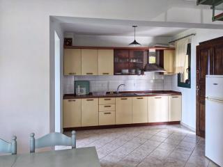 Spacious Holiday House with Shared Pool - Chaniotis - 8