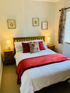 The Beautiful Bobbin - Premium Cottage with views, local walks, wood burner & pubs - 3