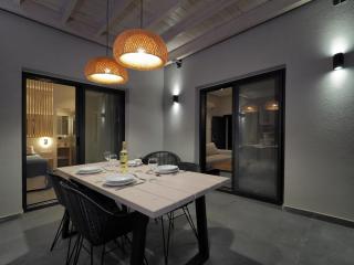 Filio by Vintage Travel - 6