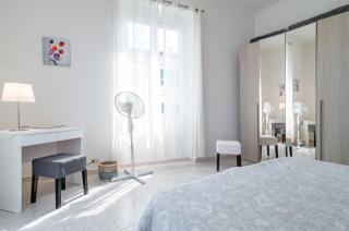 Migliarina Station Comfy Apt w/ Balcony - La Spezia - 1