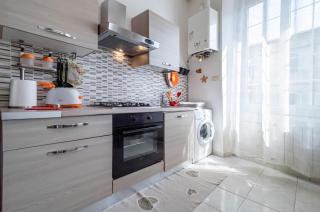 Migliarina Station Comfy Apt w/ Balcony - La Spezia - 8