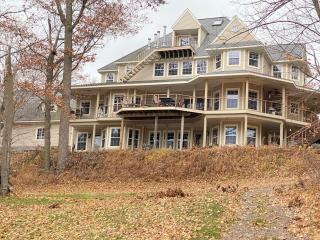 Golf Road Lake House - Sarona - 7